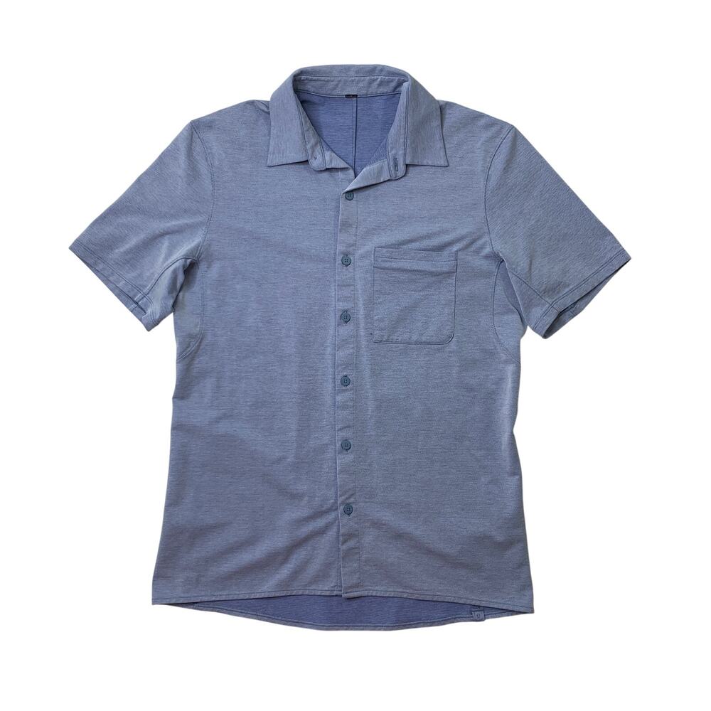 Lululemon Shirt Men M Medium Blue Commission Short Sleeve Droptail Hem Button Up
